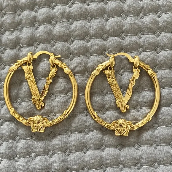 Faux Versace Gold V Medusa Earrings - Picture 3 of 4